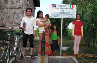 Human Values Group of FAO (Italy). May 2012. Prohout village. Well No79