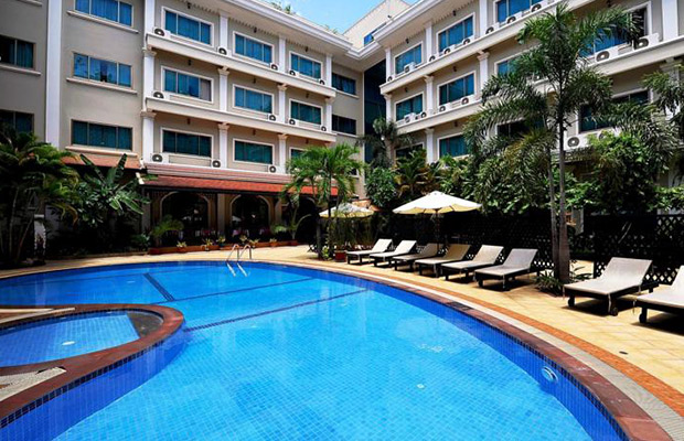 Angkor Holiday Hotel